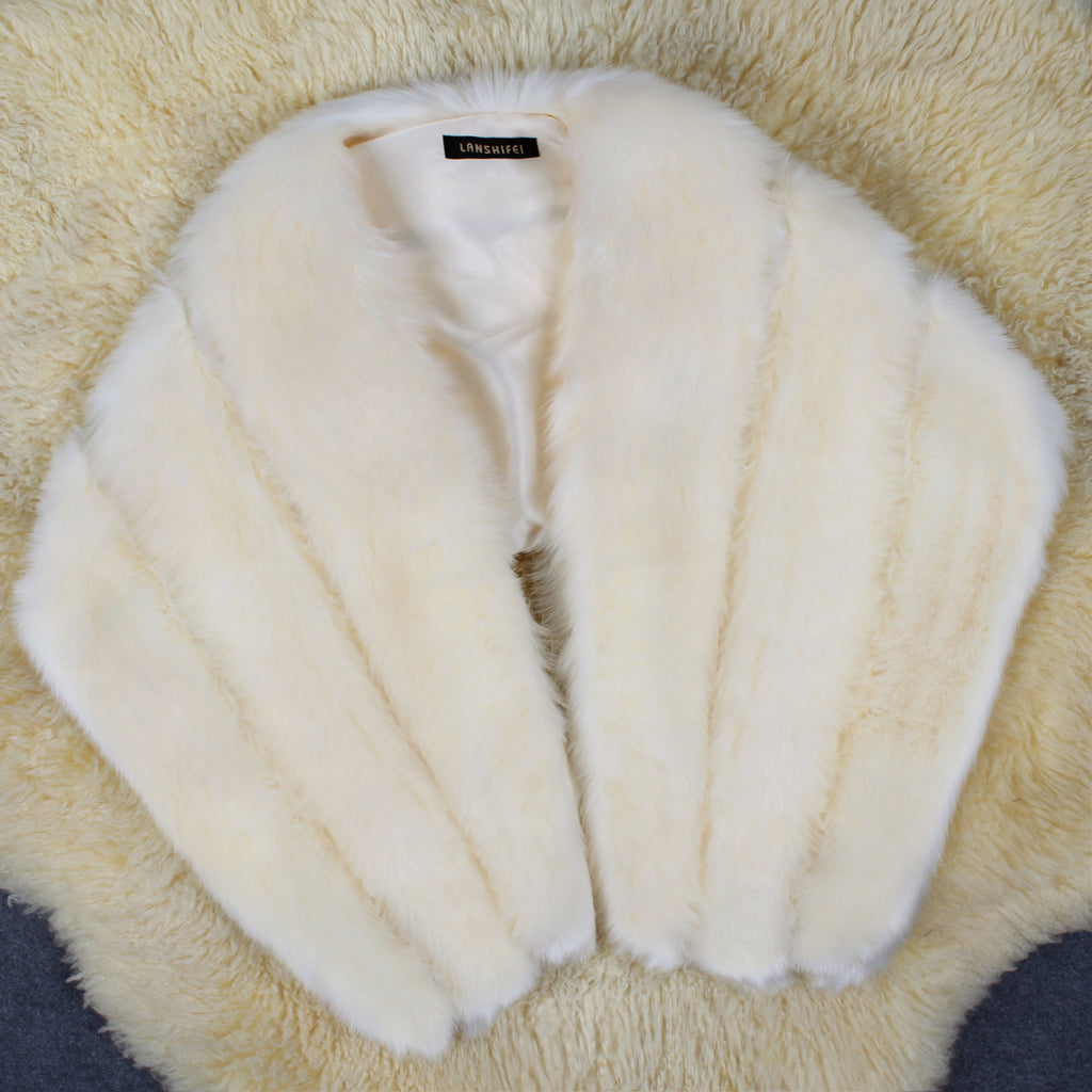 Shawl Made of fur for evenings and parties