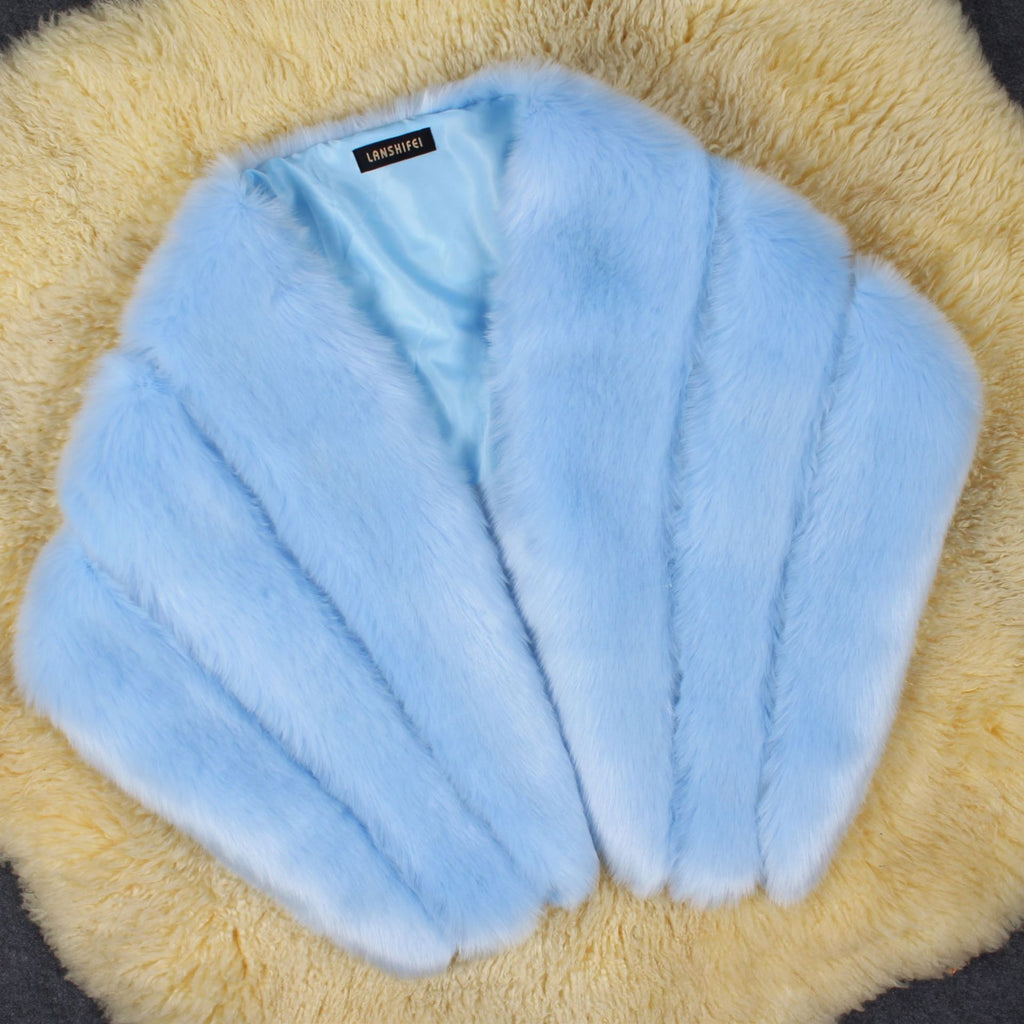 Shawl Made of fur for evenings and parties