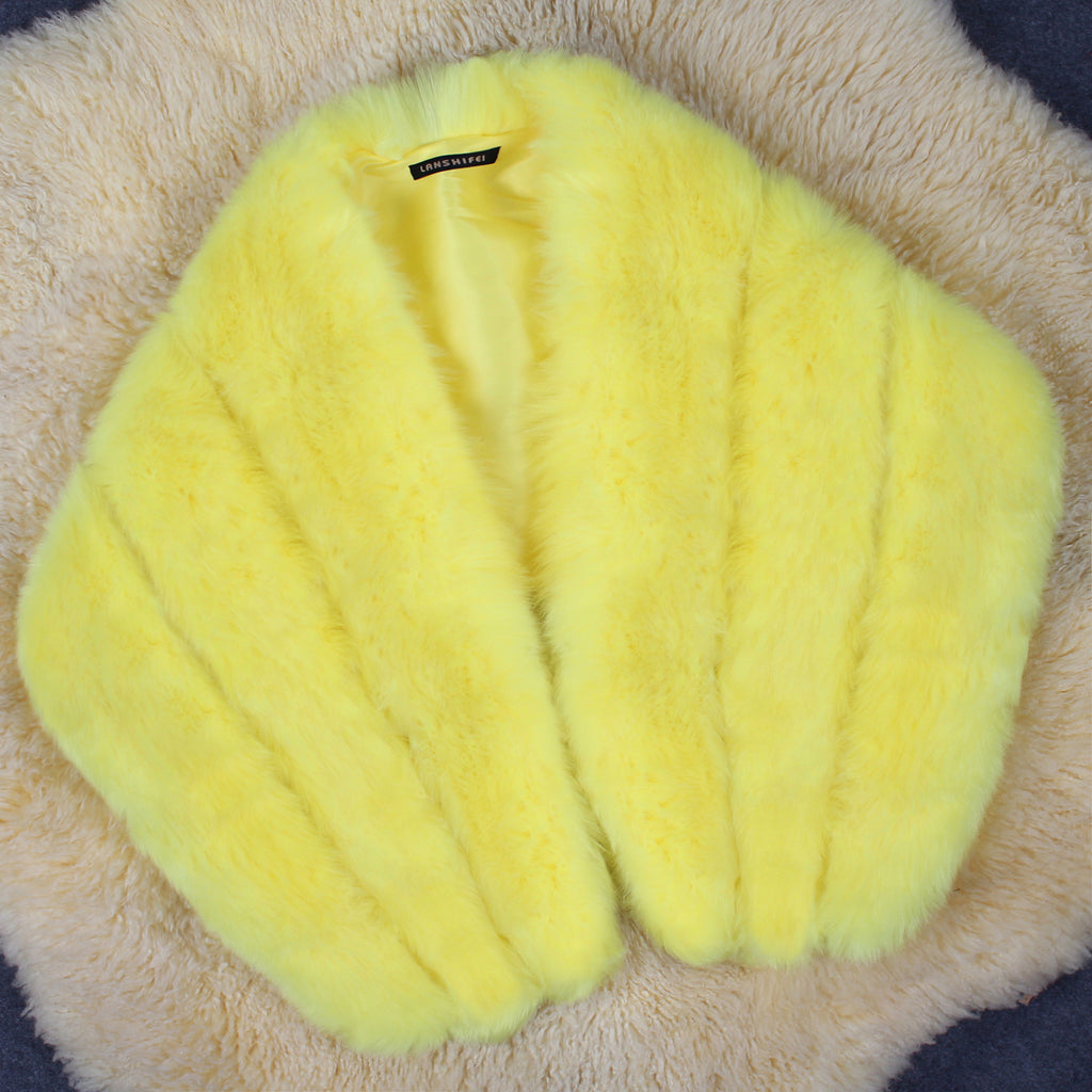 Shawl Made of fur for evenings and parties